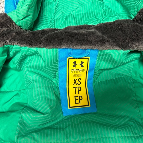 Under Armour Storm Jacket - Picture 11 of 13